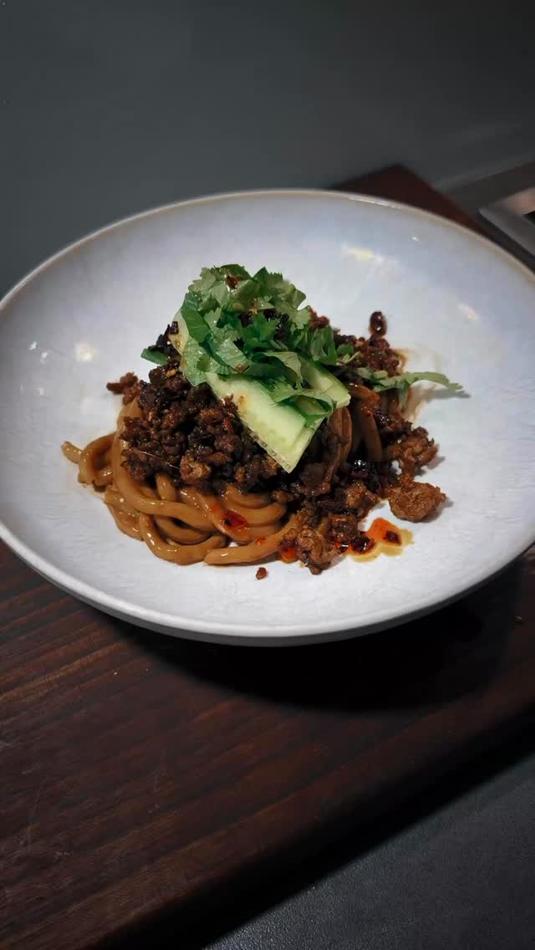Spicy Garlic Udon Noodles