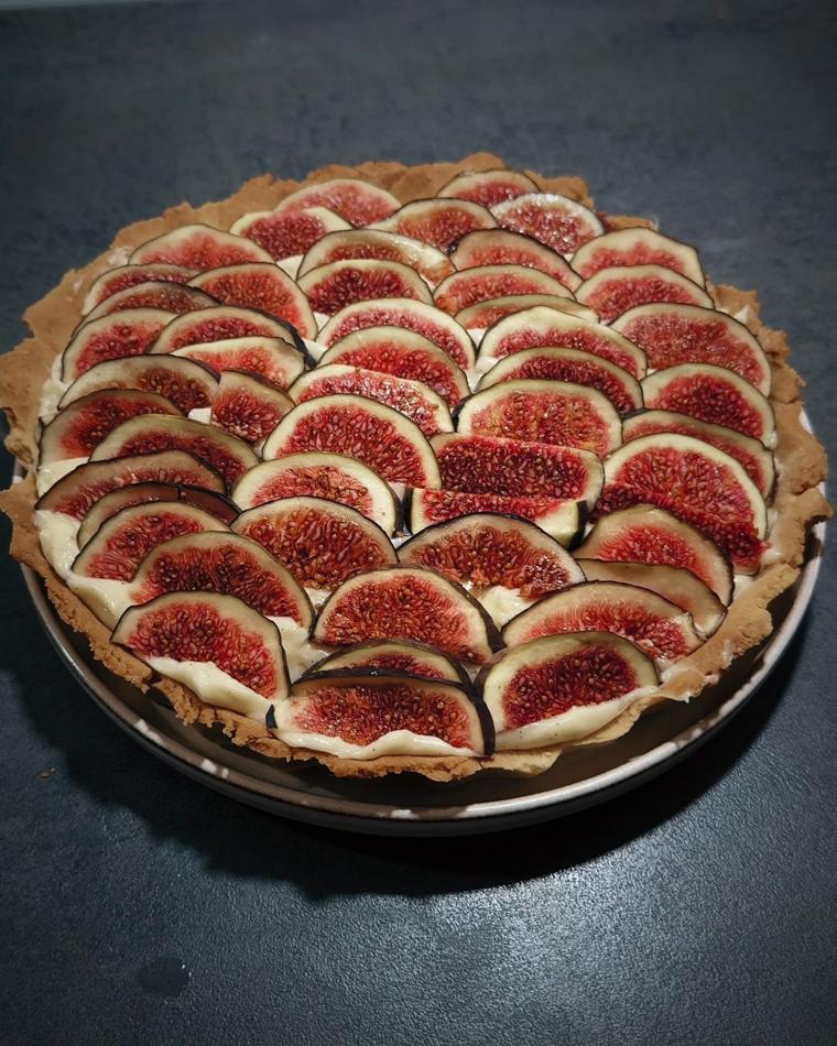 Fresh Fig Custard Pie