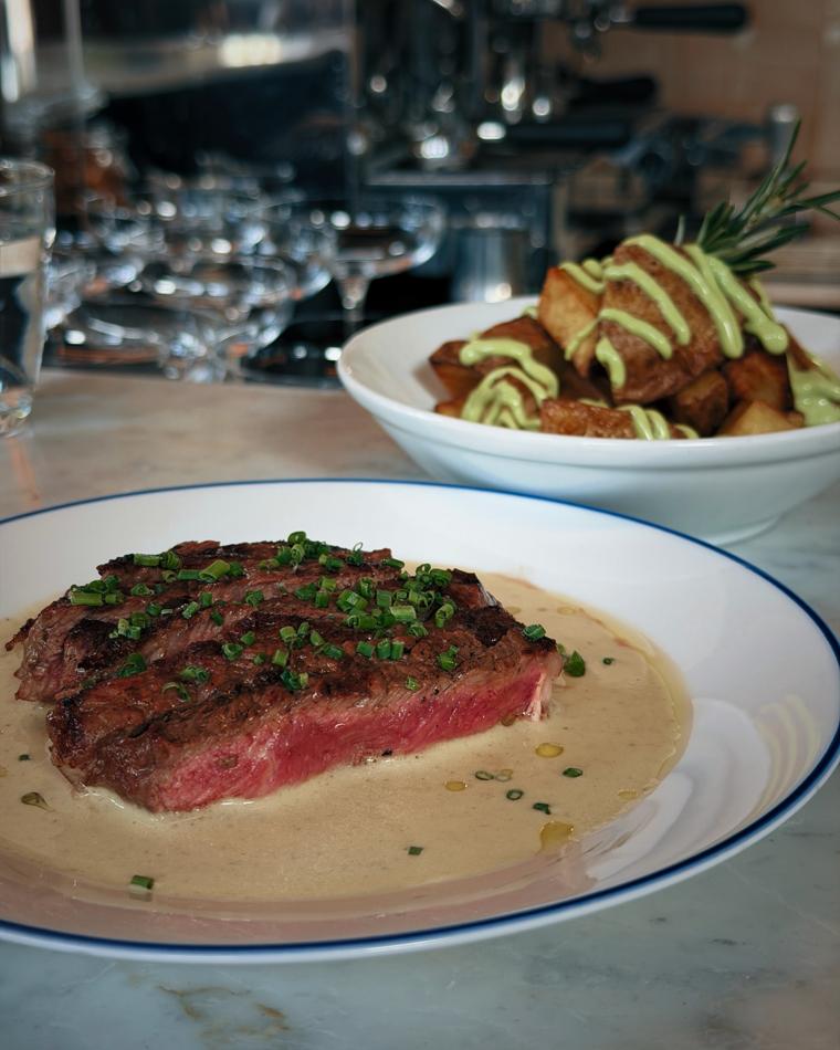 Vermouth, starters and steak at VERMUT, Amsterdam